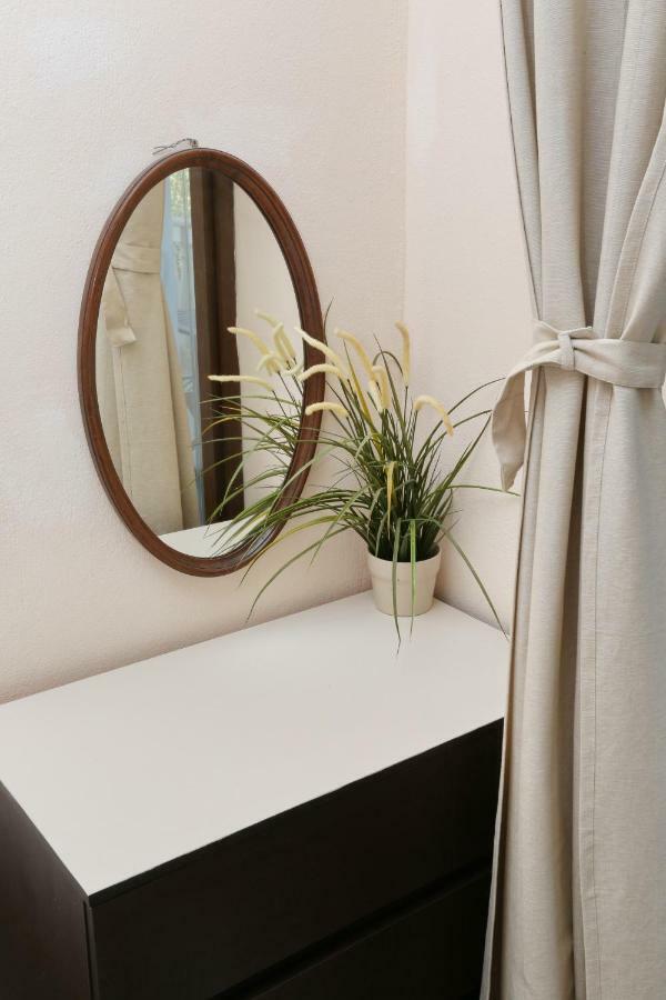 Villa Argo 3 - Beachfront, Big Gardens, Location! Pefkochori Exterior photo